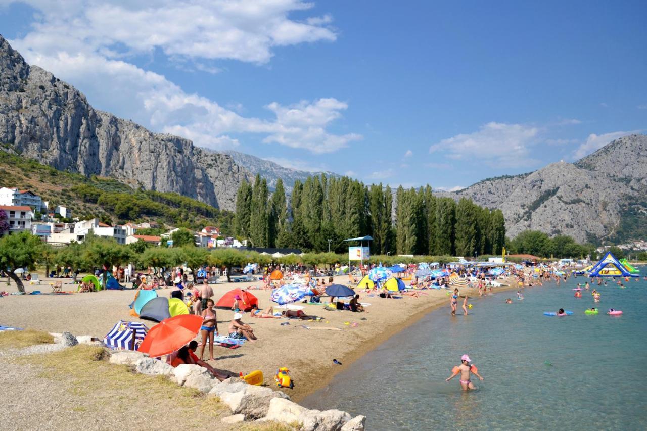 Apartments With A Parking Space Omis - 2745 Omiš Exterior foto