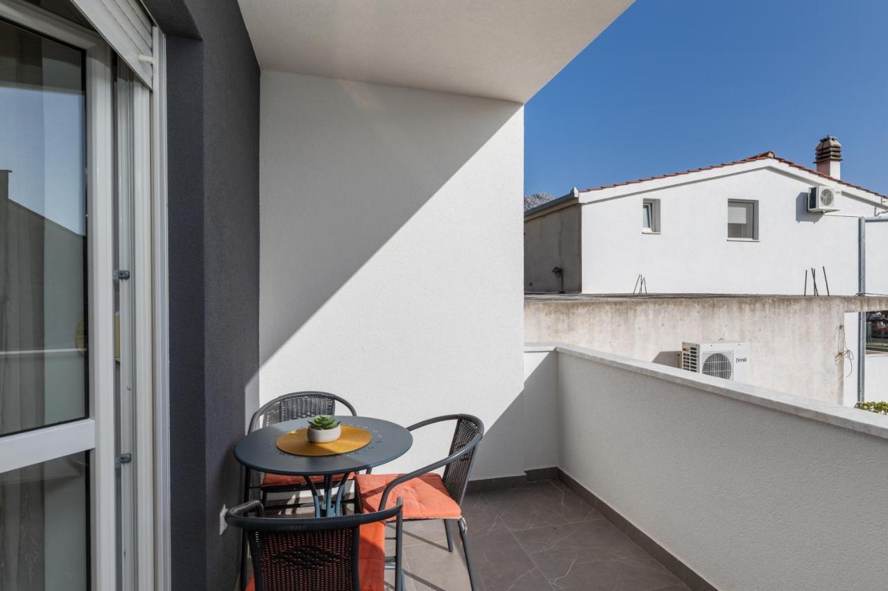 Apartments With A Parking Space Omis - 2745 Omiš Exterior foto