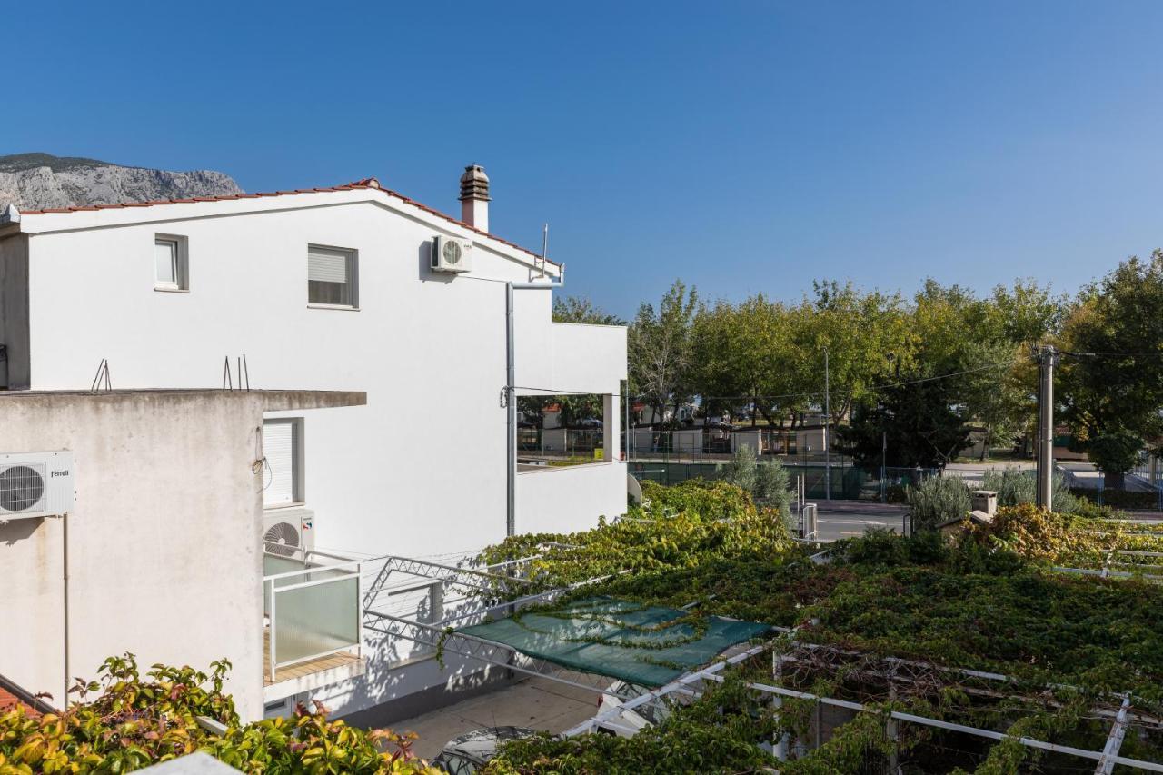 Apartments With A Parking Space Omis - 2745 Omiš Exterior foto